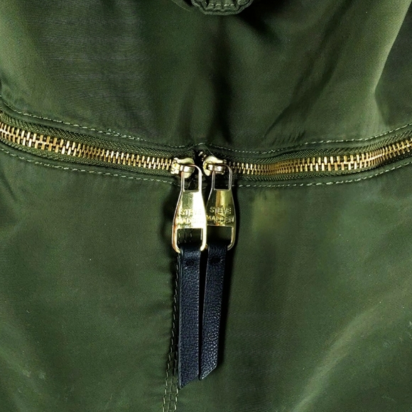 **SOLD**Steve Madden Olive Green Gold Zip Backpack - Picture 3 of 9